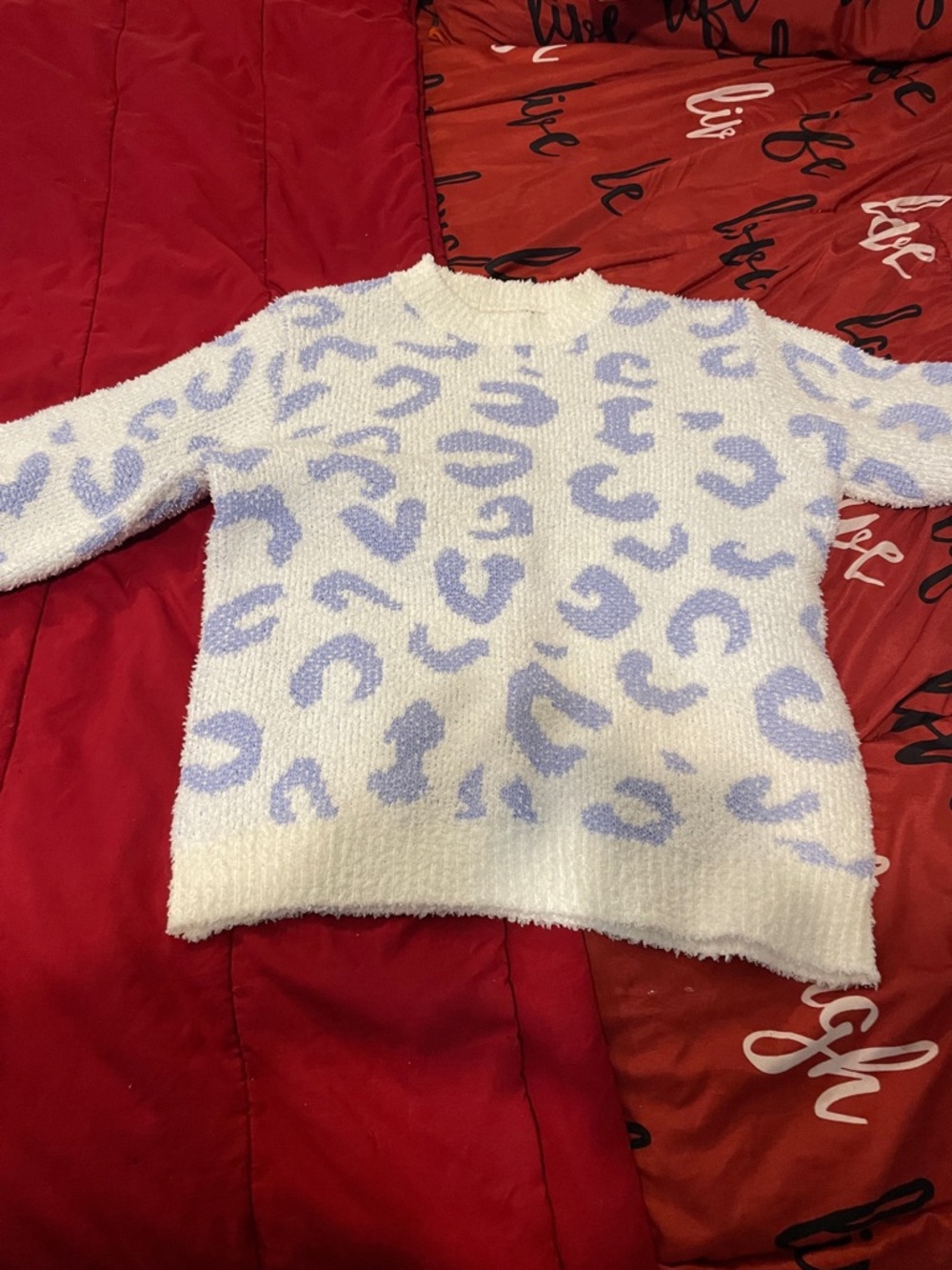 Cozy Pastel Leopard Crewneck Sweater - White & Lavender